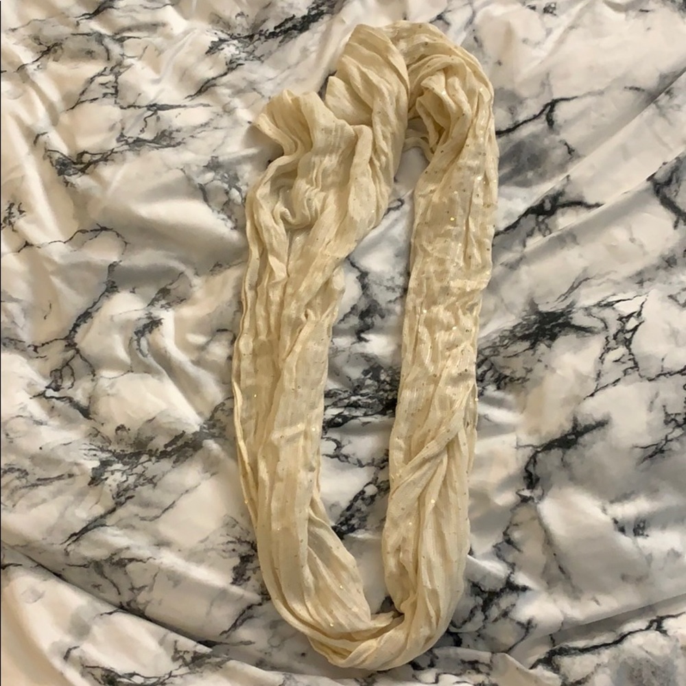 Nude Infinity scarf